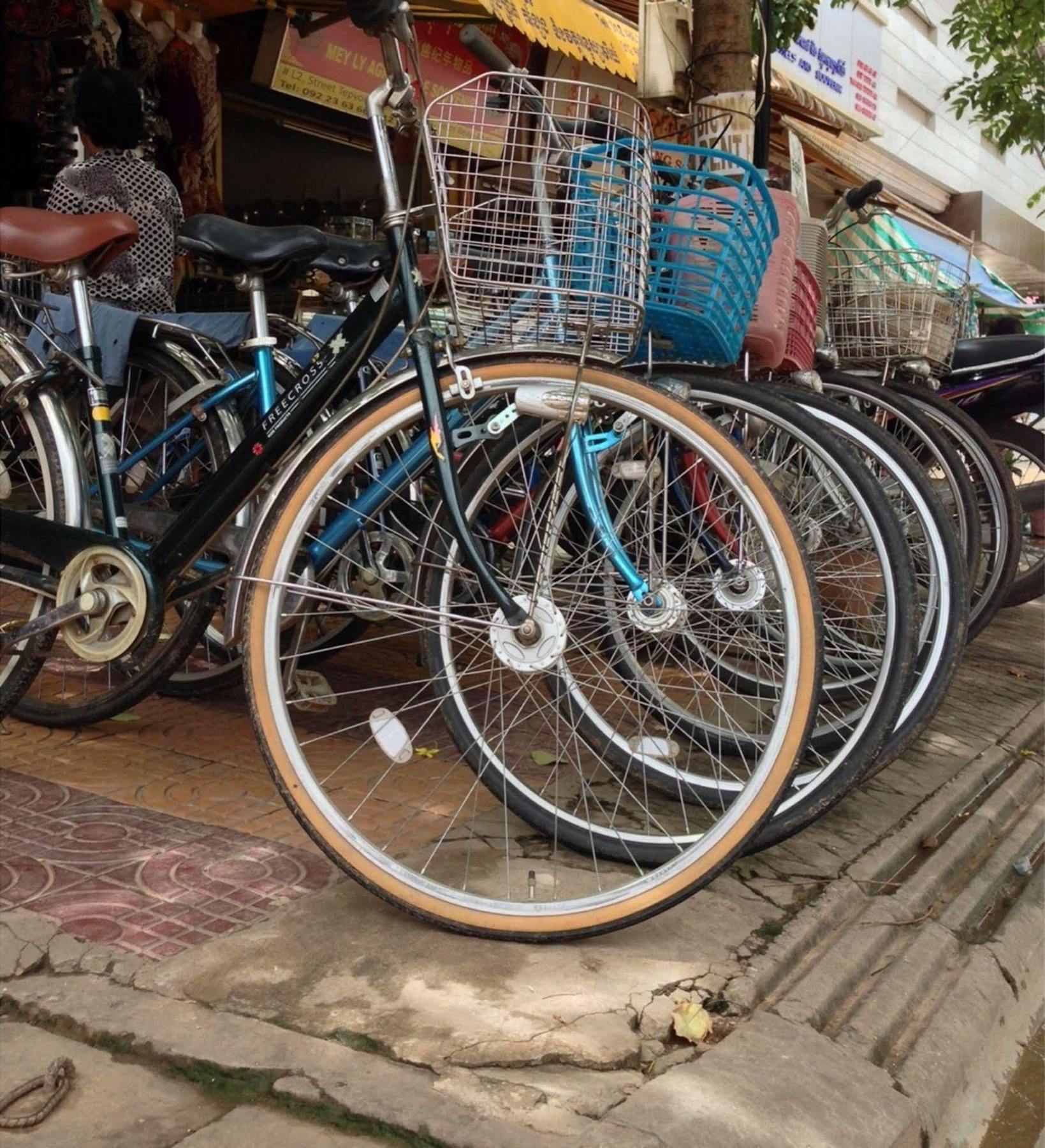 Lucky 2 Guesthouse Phnom Penh Exterior foto